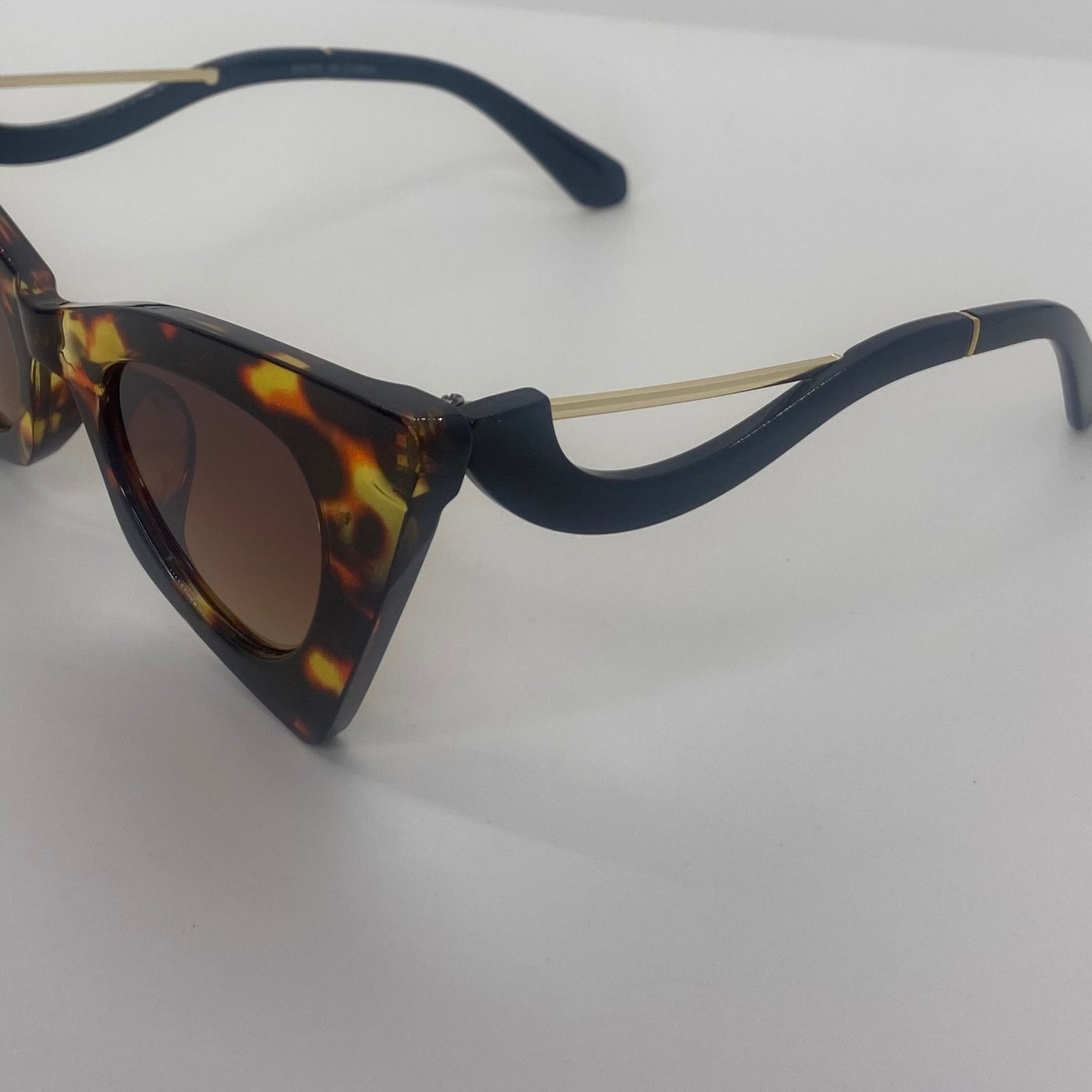 Geometric Retro Sunglasses