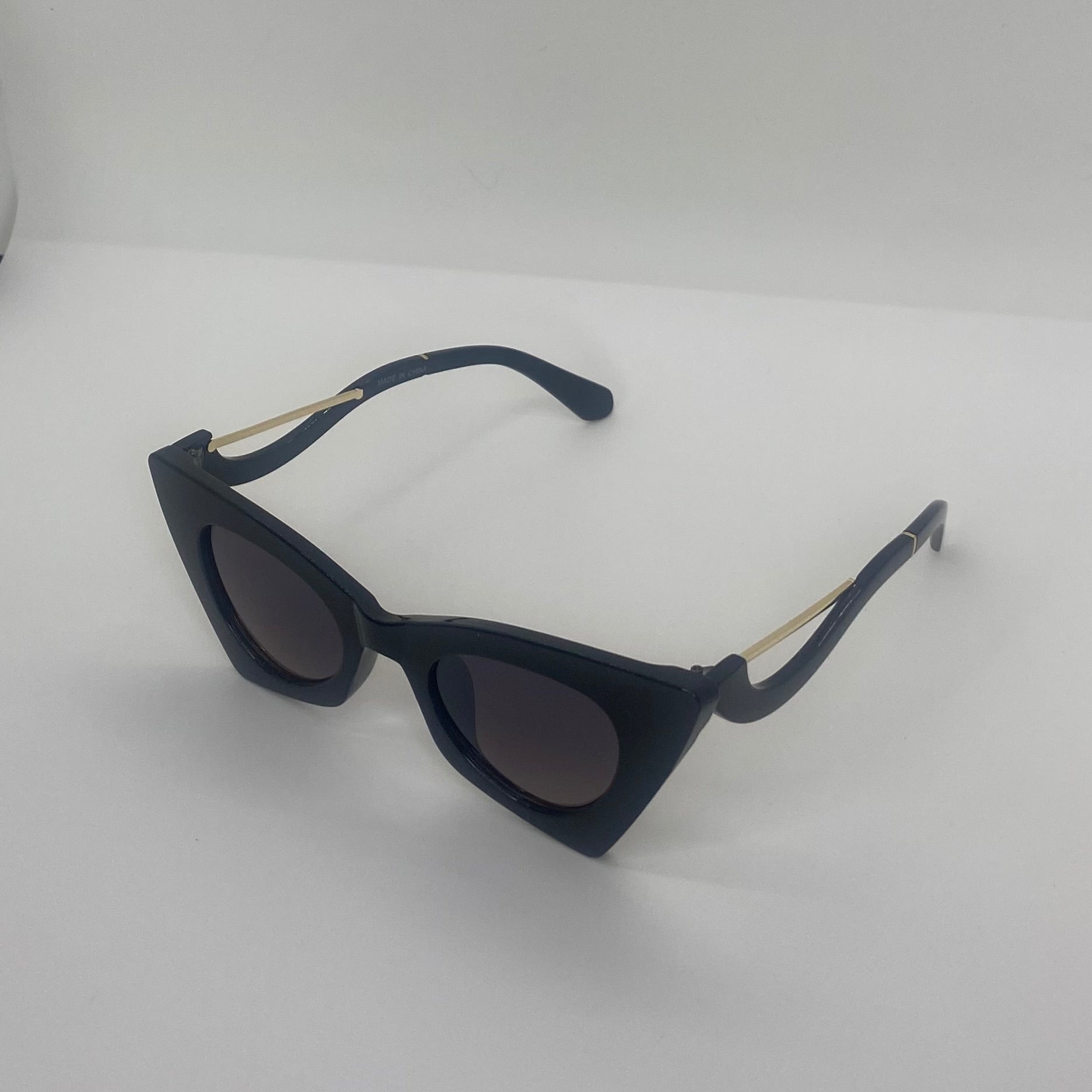 Geometric Retro Sunglasses